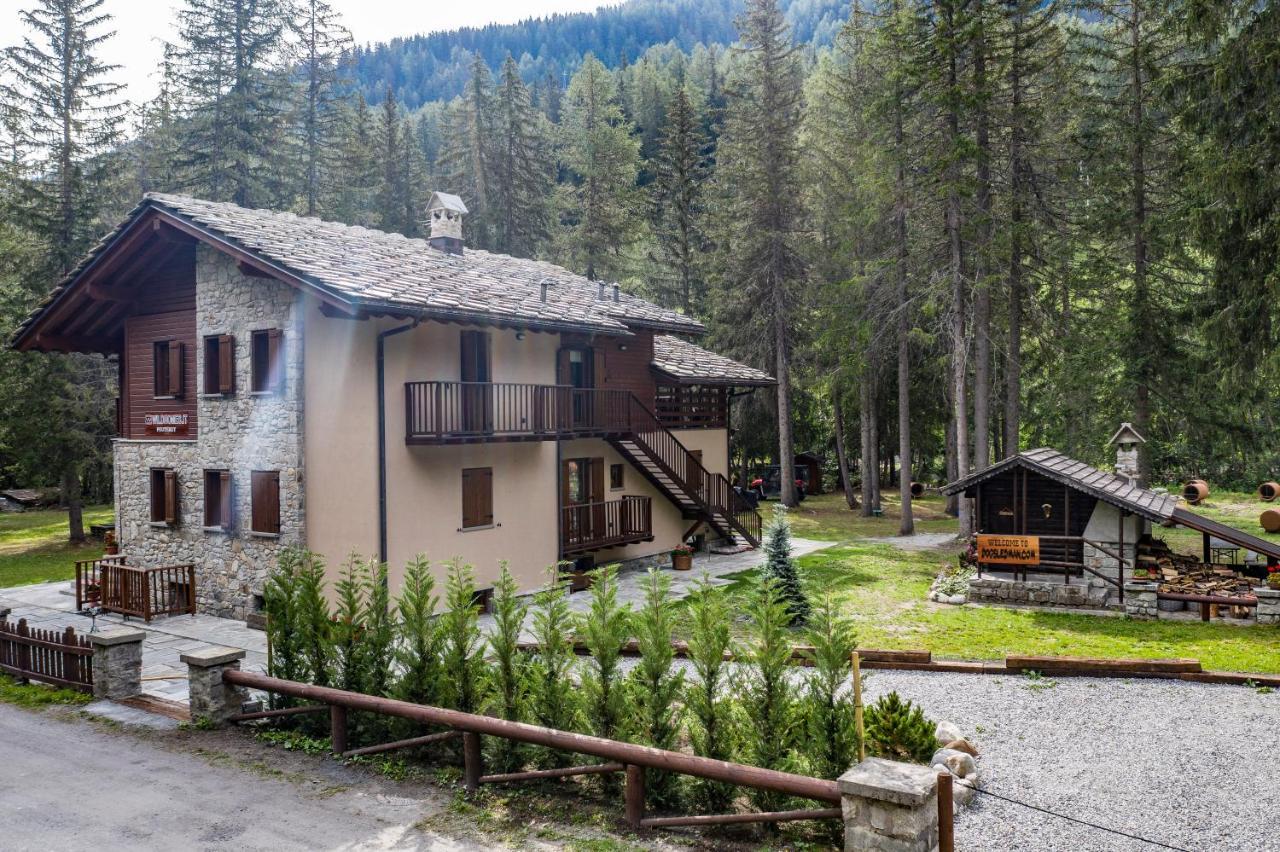 Wildhomes Wild Wolf Lodge Courmayeur Eksteriør billede
