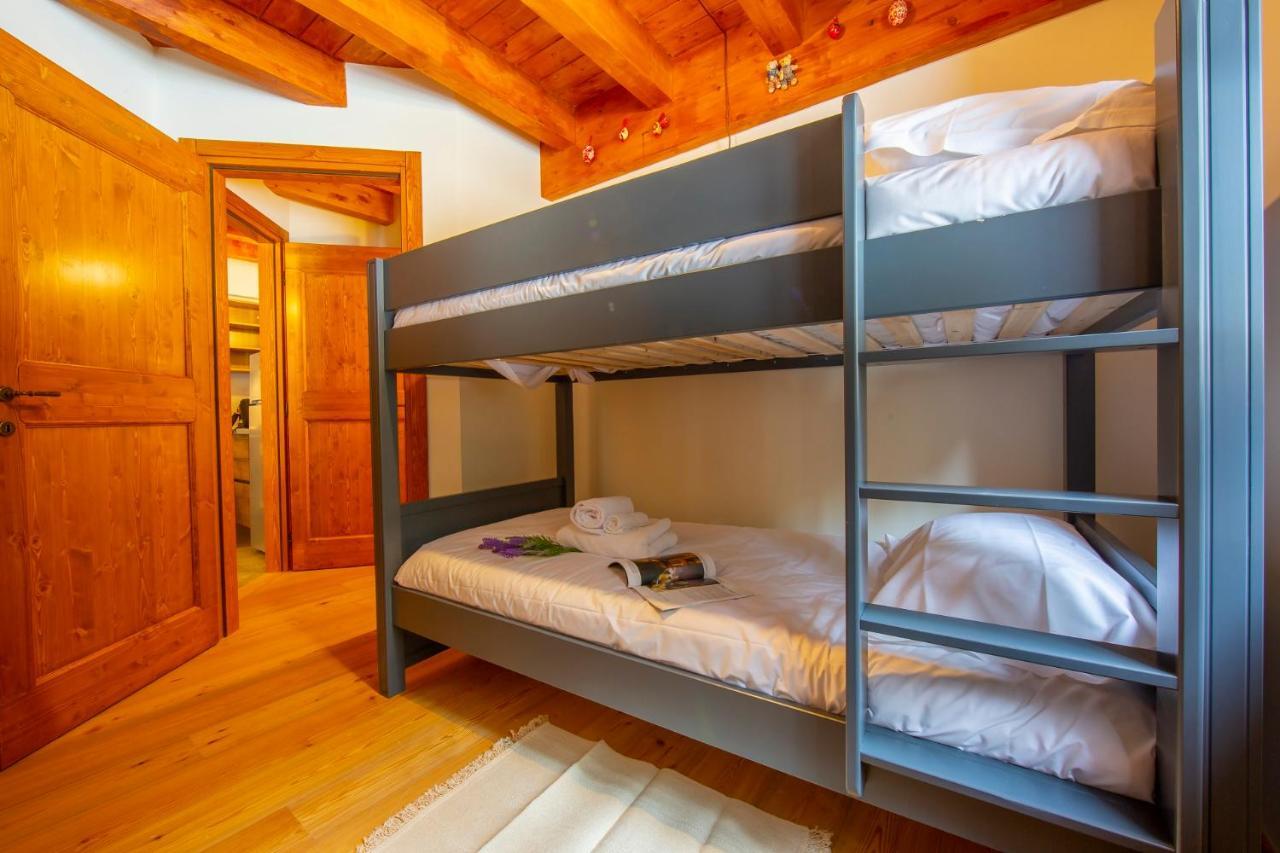 Wildhomes Wild Wolf Lodge Courmayeur Eksteriør billede