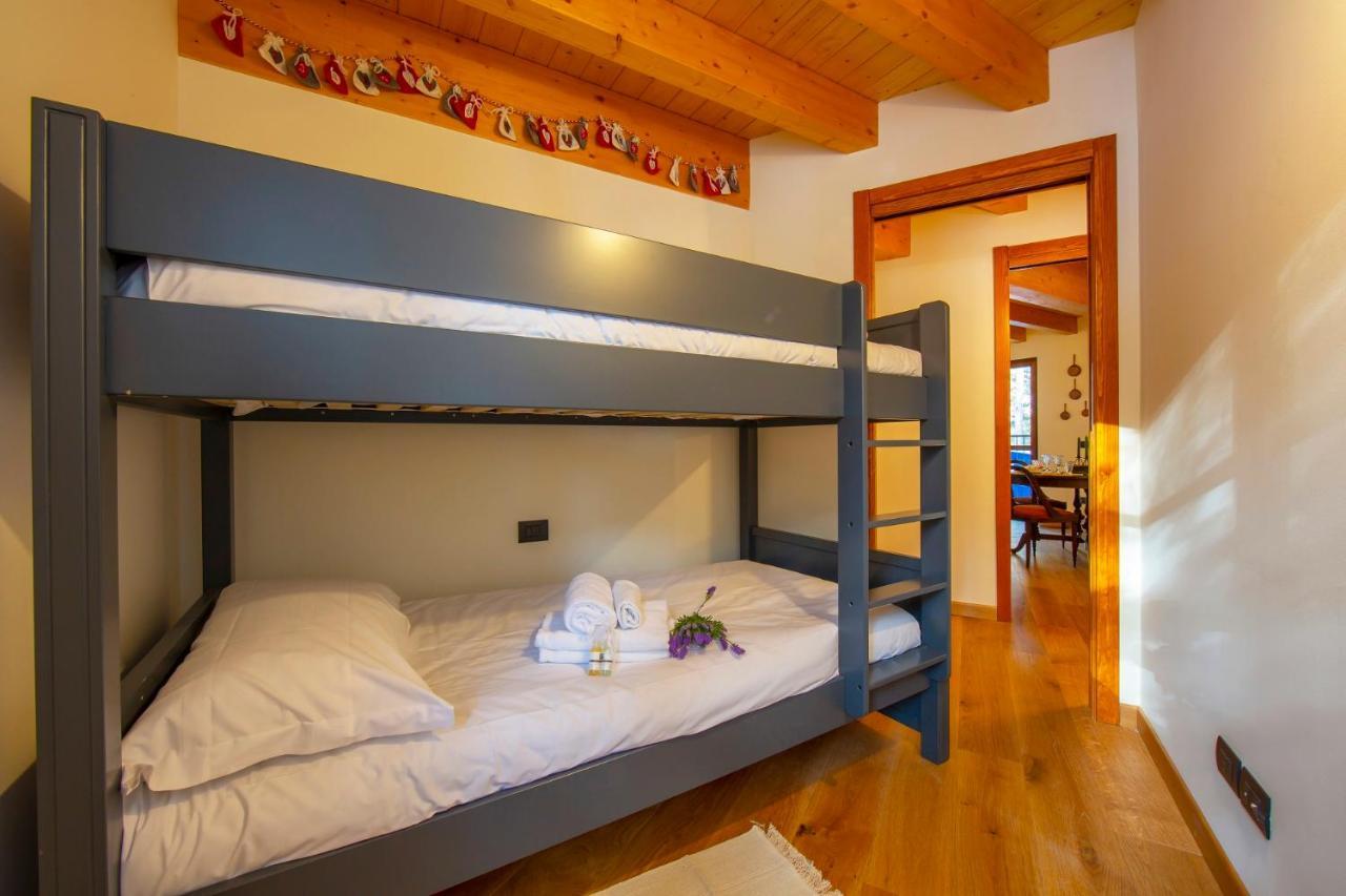Wildhomes Wild Wolf Lodge Courmayeur Eksteriør billede