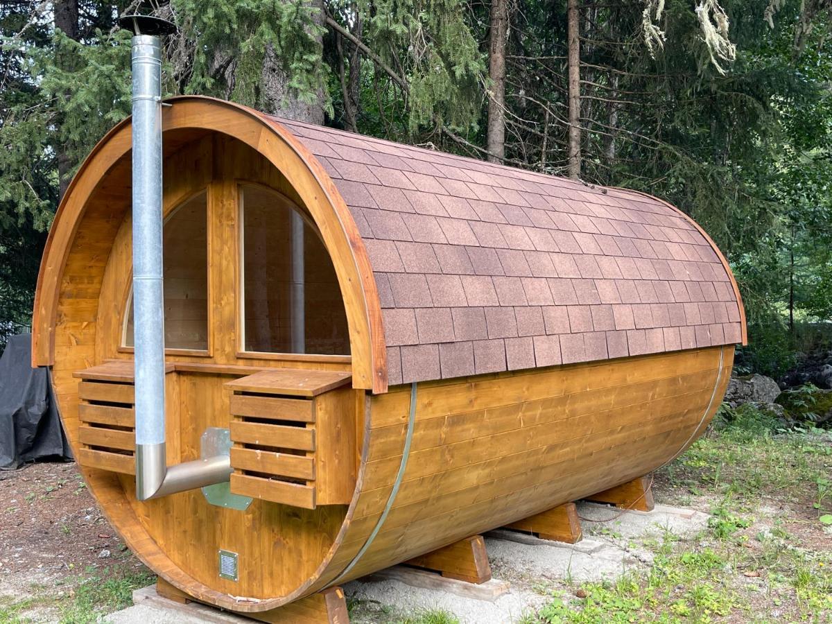 Wildhomes Wild Wolf Lodge Courmayeur Eksteriør billede