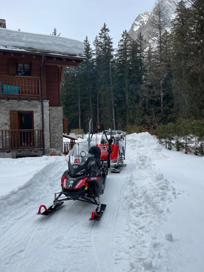Wildhomes Wild Wolf Lodge Courmayeur Eksteriør billede