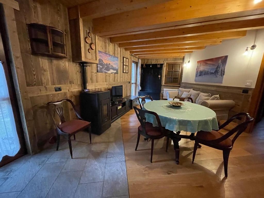 Wildhomes Wild Wolf Lodge Courmayeur Eksteriør billede