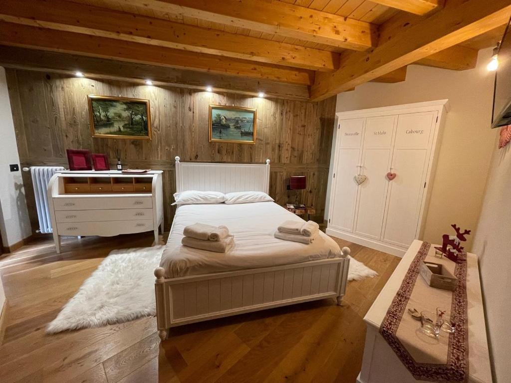 Wildhomes Wild Wolf Lodge Courmayeur Eksteriør billede