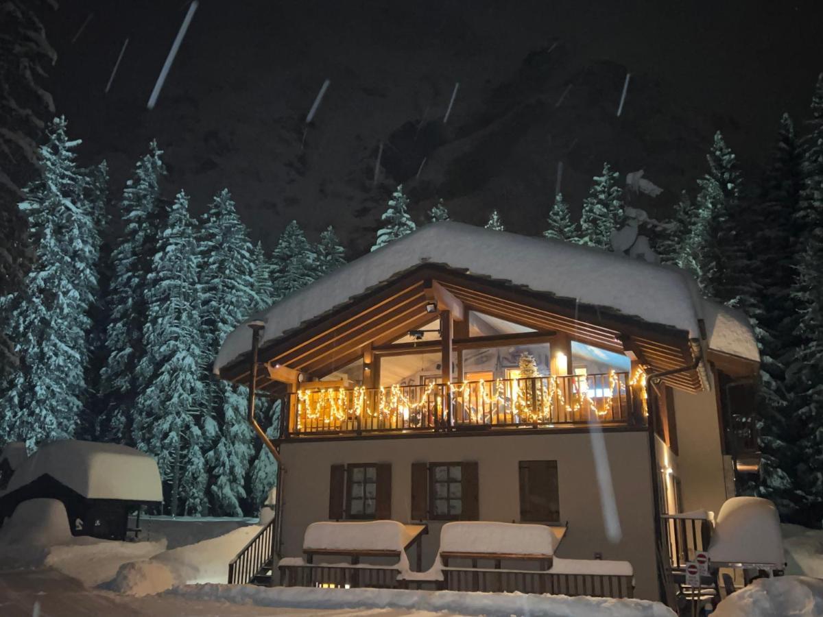 Wildhomes Wild Wolf Lodge Courmayeur Eksteriør billede