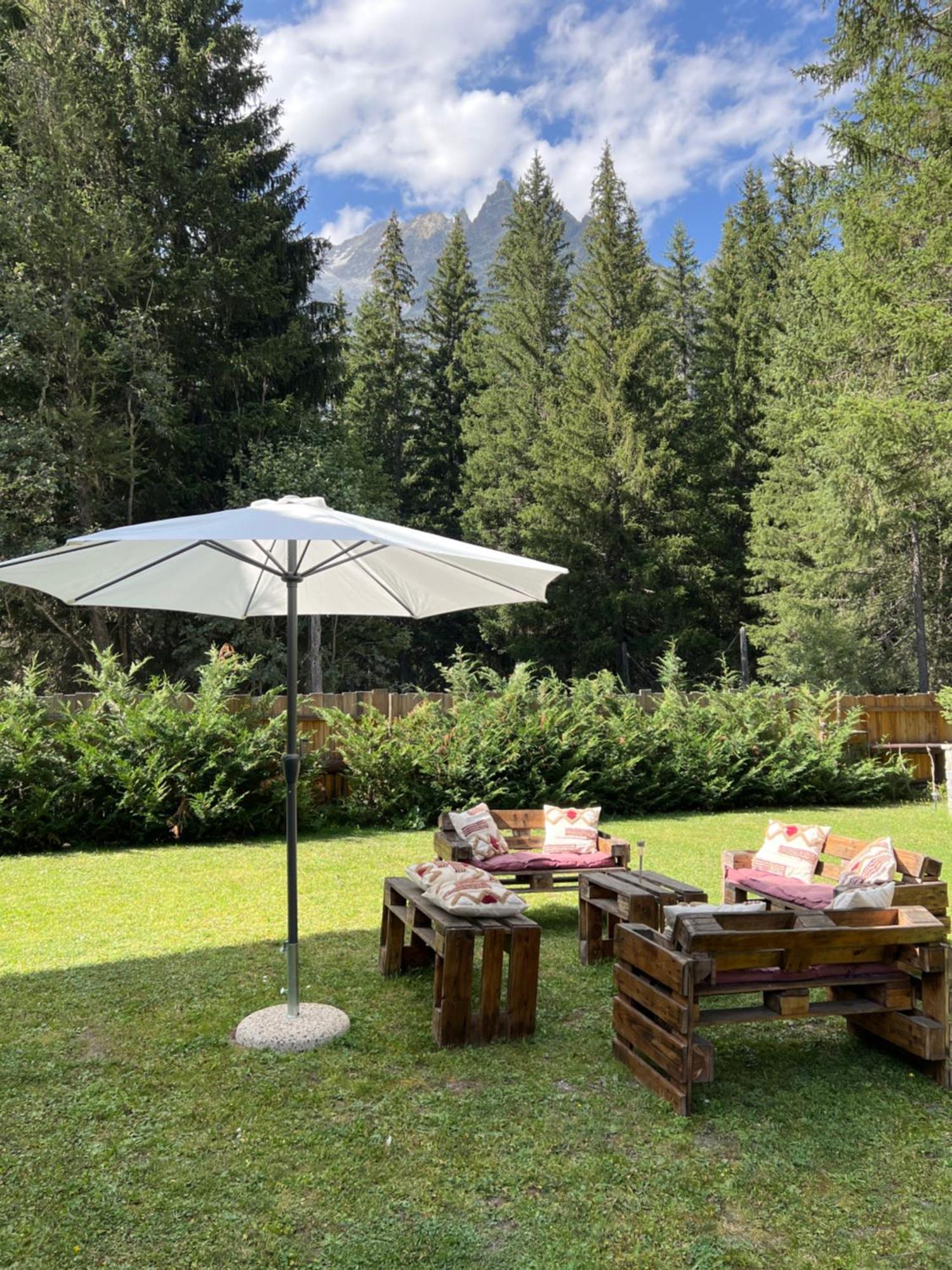Wildhomes Wild Wolf Lodge Courmayeur Eksteriør billede